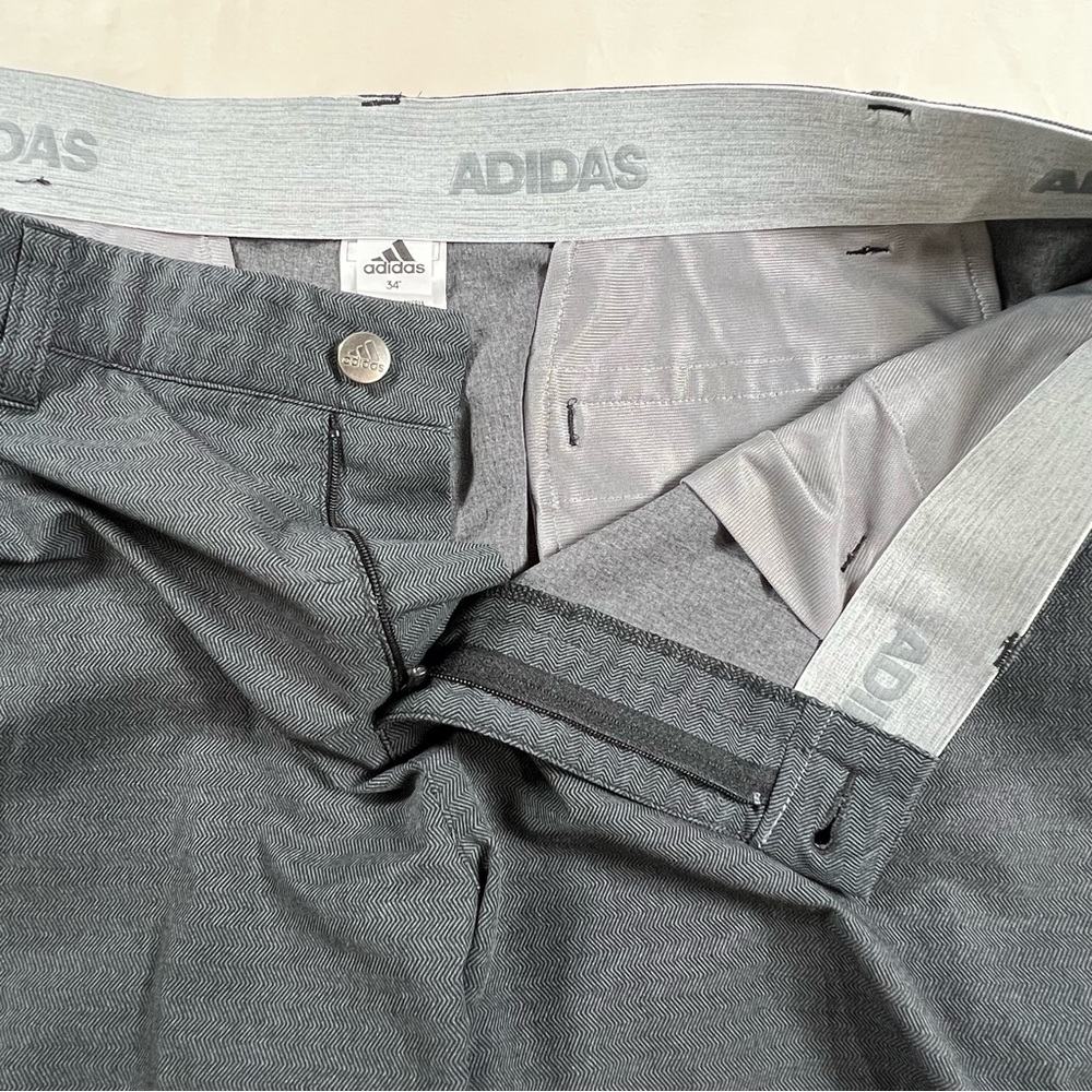 Men’s Adidas Golf Shorts - Picture 5 of 9